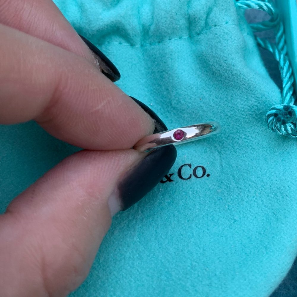 Tiffany & Co RARE/RETIRED Pink Sapphire Ring